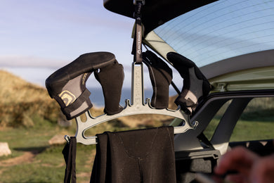 C-MONSTA X WATERHAUL WETSUIT HANGER