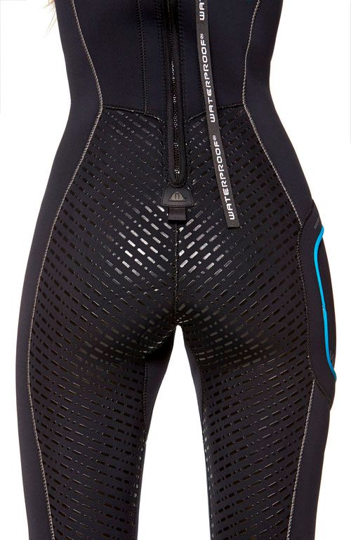 W50 Ladies 5mm Wetsuit Shop Display